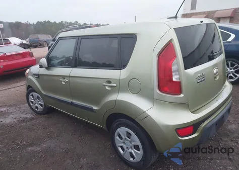 2013 Kia Soul z USA, uszkodzony, nr VIN KNDJT2A57D7633352